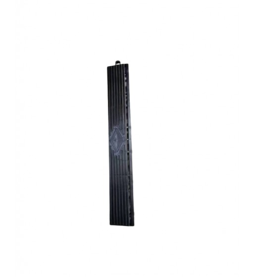 Margine pardoseala modulara  tip TATA  40x6x1,8cm  Culoare: Neagra Cod: PM10016